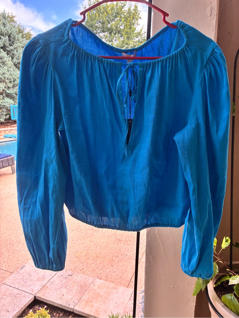 Gianni Bini Blue Long Sleeve Peasant Top